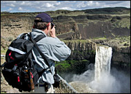 Karl Lillquist photographs Palouse Falls.